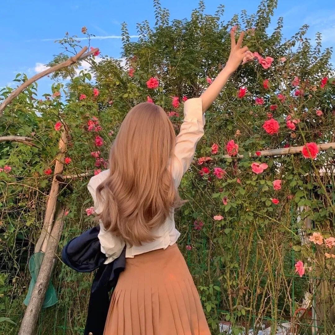 百里莲花并蒂开